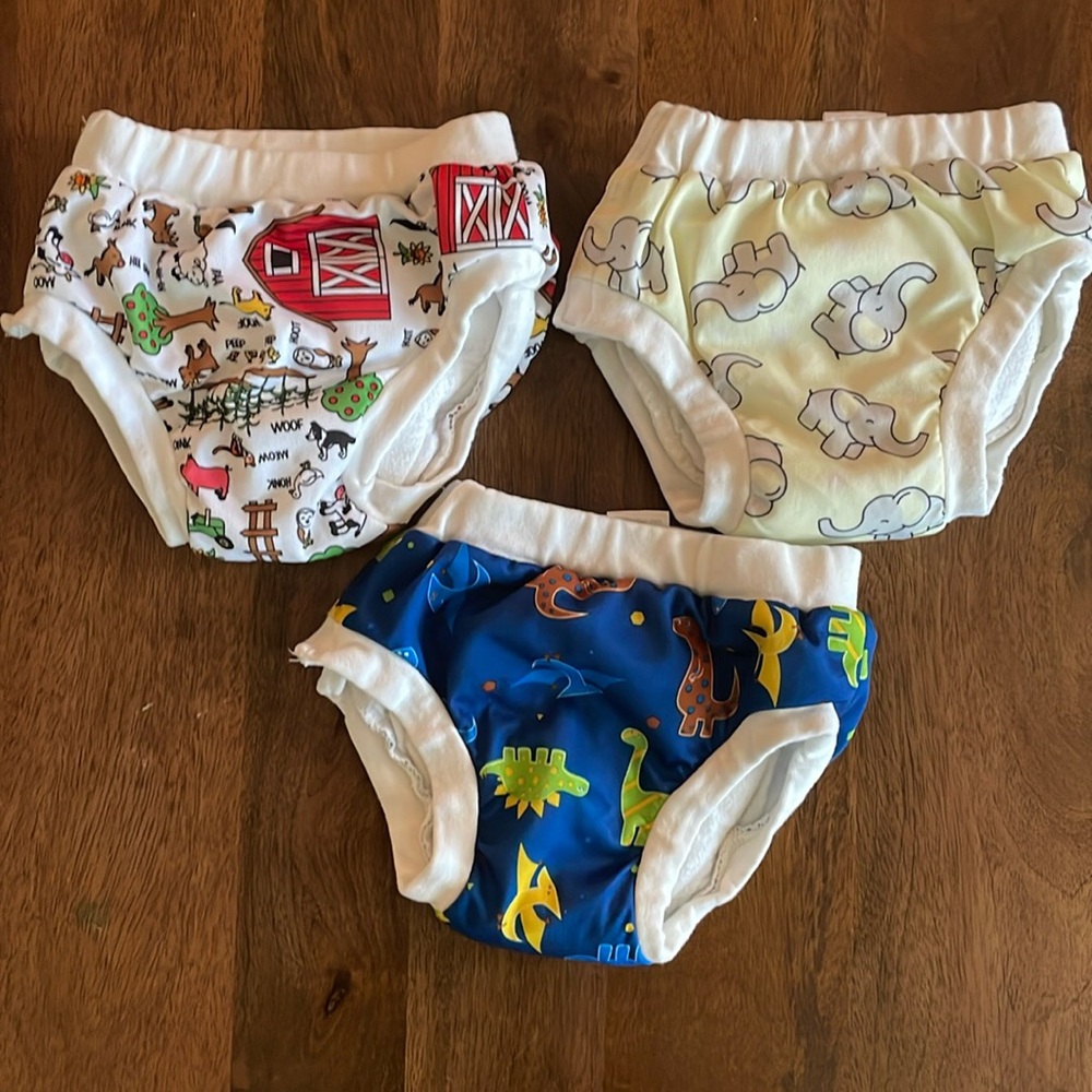 Imagine reusable trainers - size medium (24-35 pounds) - 3 for $21